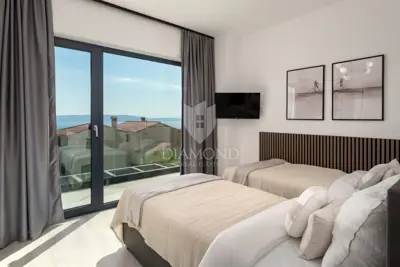 EKSKLUZIVNO! Nova villa s pogledom na more - 18