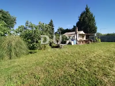 Poljoprivredno zemljište, Medulin - 2 legalizirana objekta