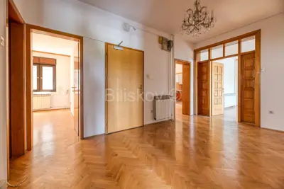 Pantovčak, samostojeća kuća, 2 GPM, 5 VPM, 3 balkona - 14