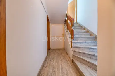 Pantovčak, samostojeća kuća, 2 GPM, 5 VPM, 3 balkona - 13