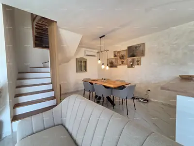 Kuća 94 m², Marčana - bazen i okućnica 200 m² - 11