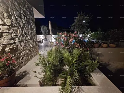 Kuća 94 m², Marčana - bazen i okućnica 200 m² - 10