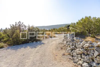 Landwirtschaftsfläche 1.431 m², Vinišće - in Meeresnähe - 19