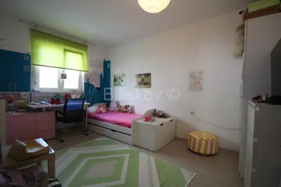 Kuća 264 m², Solin Donja Strana, mirna lokacija blizu sadržaja - 13
