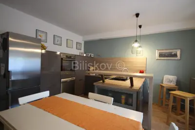 Kuća 264 m², Solin Donja Strana, mirna lokacija blizu sadržaja - 8
