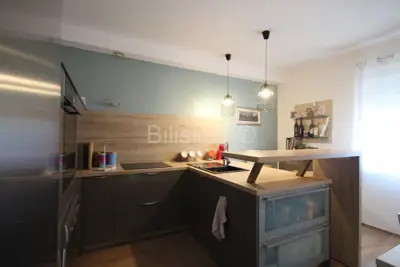 Kuća 264 m², Solin Donja Strana, mirna lokacija blizu sadržaja - 10