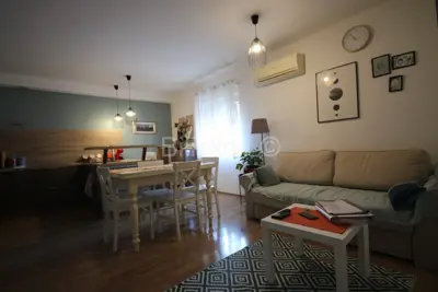 Kuća 264 m², Solin Donja Strana, mirna lokacija blizu sadržaja - 7