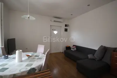 Kuća 264 m², Solin Donja Strana, mirna lokacija blizu sadržaja - 20
