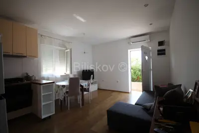Kuća 264 m², Solin Donja Strana, mirna lokacija blizu sadržaja - 19