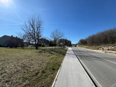 Građevinsko zemljište 4.765 m², Labin uz glavnu prometnicu - 2