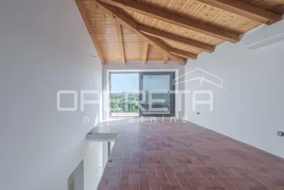 Kuća 300 m², Vižinada - otvoren pogled na brežuljke - 11