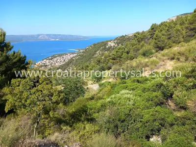 Poljoprivredno zemljište 130.765 m², Otok Brač, pogled na more