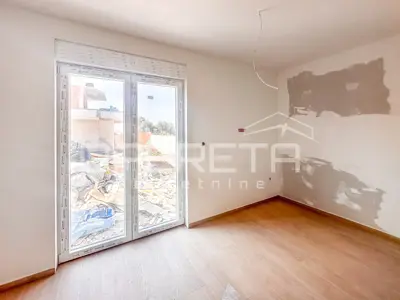 Wohnung mit Pool und Garten in Stivašnica, 260,40 m² - 6
