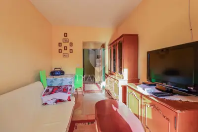 Kuća 420 m², Umag okolica - investicija za turizam - 11