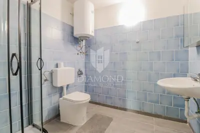 Kuća 420 m², Umag okolica - investicija za turizam - 10