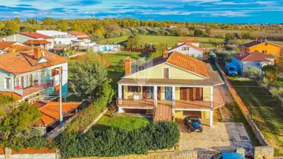 Kuća 420 m², Umag okolica - investicija za turizam