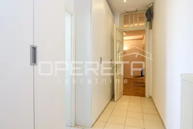 Ured 22 m², Donji grad, Vodnikova - centar grada - 8