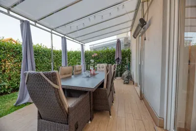 Sale, Zagreb, Sesvete, 5-room apartment, terrace, 2VPM - 2
