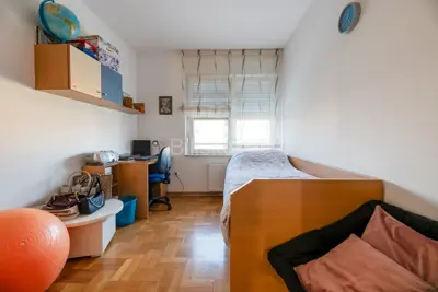 Sale, Zagreb, Sesvete, 5-room apartment, terrace, 2VPM - 12