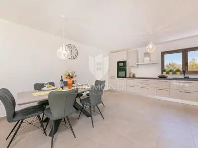 Villa 205 m², Labin - luksuzna u ekskluzivnom naselju - 8