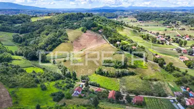 Building plot 5,642 m², Luka - panoramic views and privacy - 11