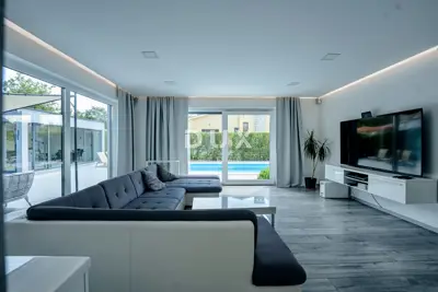 Villa 176 m², Labin - moderne Architektur und Privatsphäre - 6