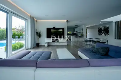 Villa 176 m², Labin - moderne Architektur und Privatsphäre - 7