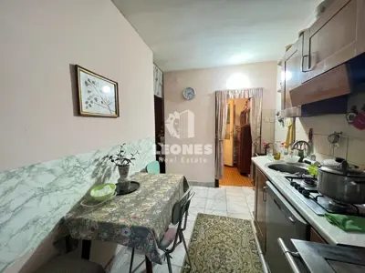 Kuća s dvorištem, Buje - stari grad i terasa s pogledom - 7