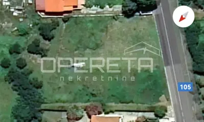 Građevinsko zemljište 907 m², Banjol na Rabu - uz glavnu prometnicu