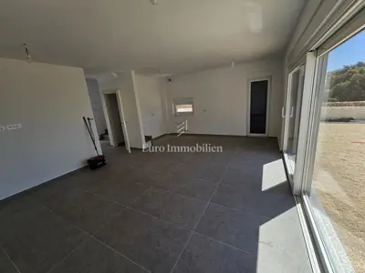 Kuća 87,60 m², Mandre - bazen i vlastito dvorište - 5