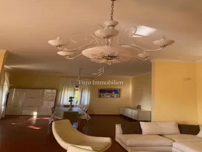 Stan 180 m², Opatija - Centar, pogled na more - 7