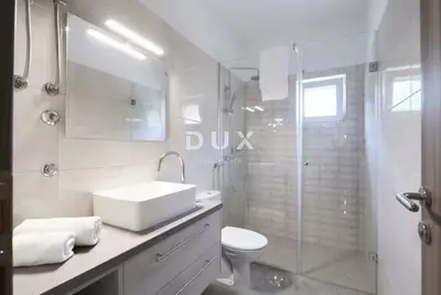 Kuća 104 m², Arbanasi - bazen i ograđeno dvorište - 17