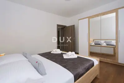 Kuća 104 m², Arbanasi - bazen i ograđeno dvorište - 13
