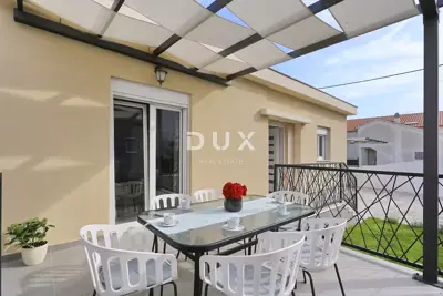 Kuća 104 m², Arbanasi - bazen i ograđeno dvorište - 22