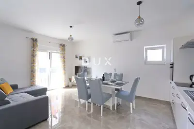Kuća 104 m², Arbanasi - bazen i ograđeno dvorište - 8