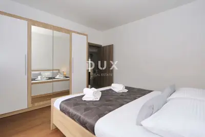 Kuća 104 m², Arbanasi - bazen i ograđeno dvorište - 16
