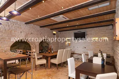 Stone house in Omiš, 70 m from the sea and sea view - 7