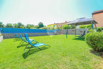 Haus 448 m², Umag - Pool und ruhige Straße - 21