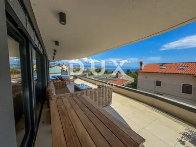 Opatija, centar, četverosoban stan, 158 m², s privatnim bazenom - 4