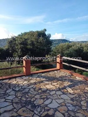 Kuća, Otok Vis, kamena oaza u prirodi - 11