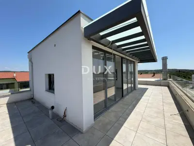 Haus zum Kauf in Rovinj, 394 m² - 3