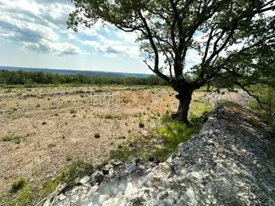 *Građevinsko zemljište u mjestu 8600 m²* - 4