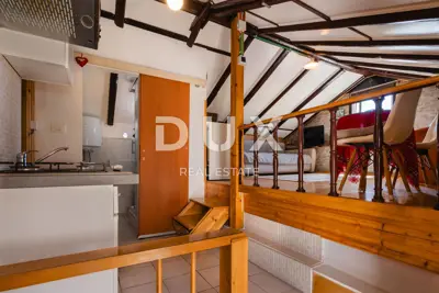 Kuća 194 m², Mali Lošinj - vlastiti vez i mediteranski vrt - 16