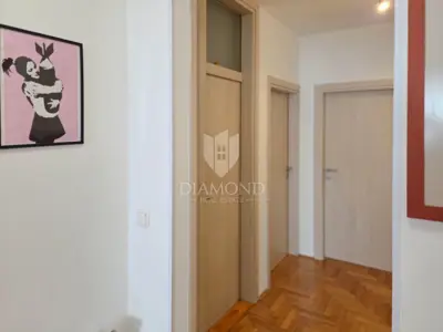 Stan 125 m², Špansko - 4 spavaće sobe i privatno dvorište - 13