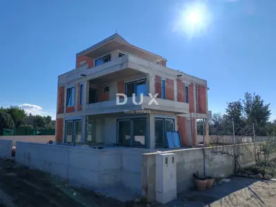 ZADAR, ZATON - Luxushaus mit Pool, Meerblick und nur 200 m vom Strand entfernt - 2