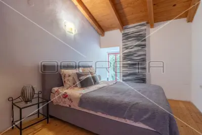 Stone house 175 m², Filipana - peaceful location in nature - 13