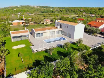 Haus zum Kauf in Labin, 287 m² - 7