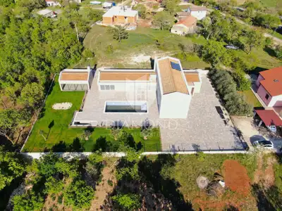 Haus zum Kauf in Labin, 287 m² - 11