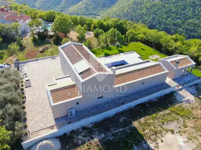 Haus zum Kauf in Labin, 287 m² - 14
