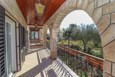 House 300 m², Kanfanar - large yard and quiet location - 9